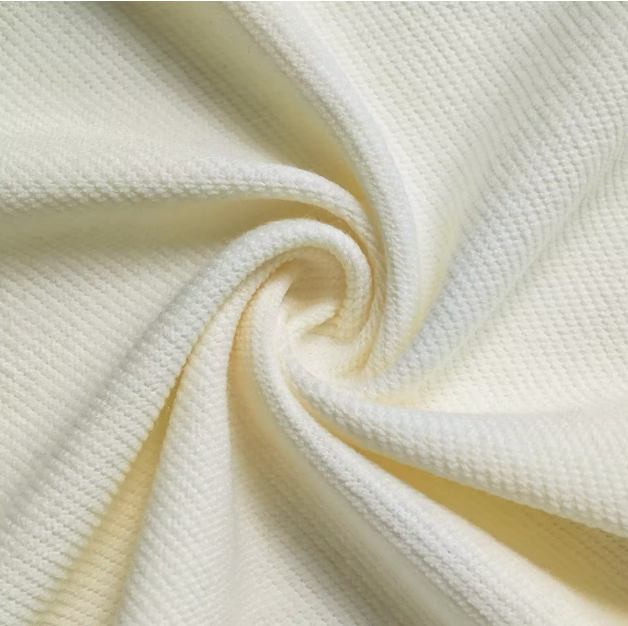 polyester-fabric-in-fashion-discover-its-unprecedented-popularity